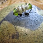 Rakudose mit Glasknopf