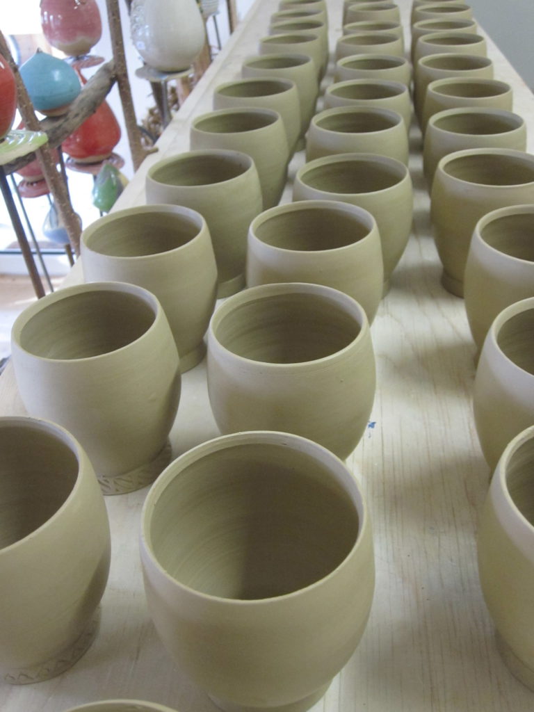 Gedrehte Becher