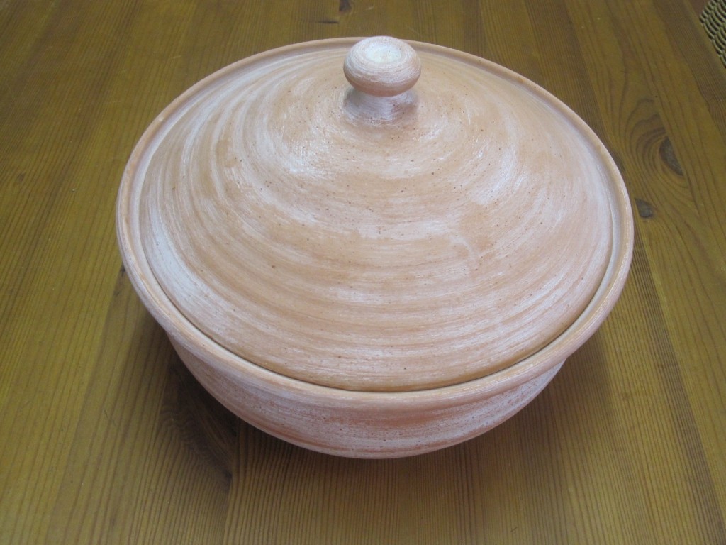 Brottopf im Landhausstil