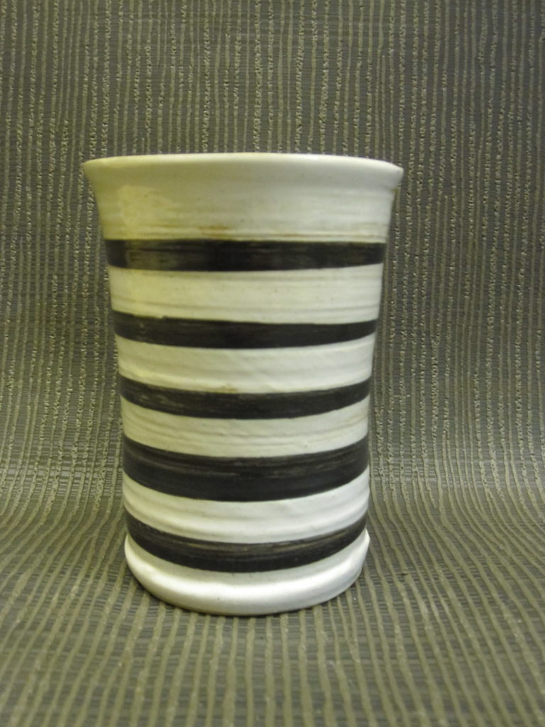 Becher