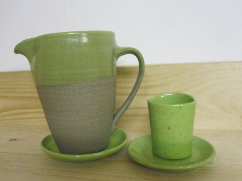 Kanne mit Becher