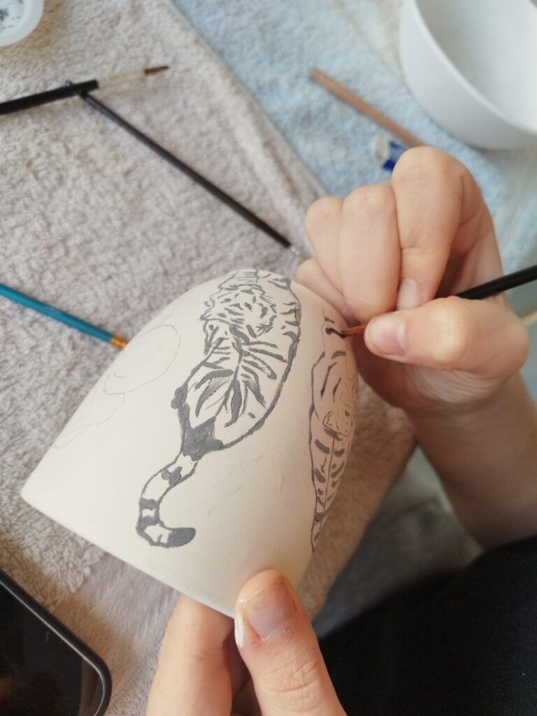 Bemalte Keramik aus der Malwerkstatt