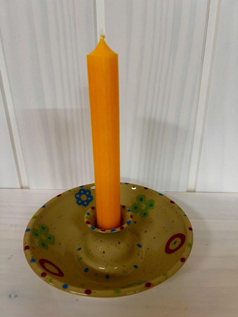 Bemalte Keramik aus der Malwerkstatt